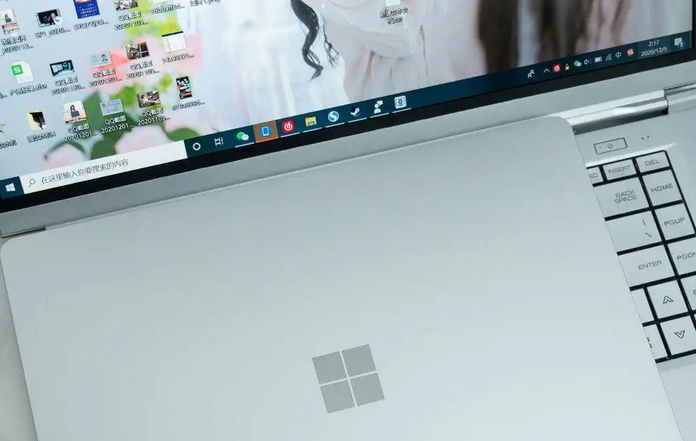 微软Surface Go 如何解决电脑黑屏？